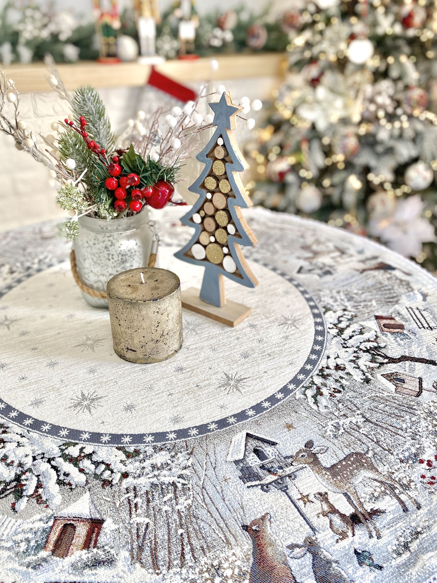 Round Christmas tablecloth «Snow village» With microfibre &amp; silver lurex Limaso Textile