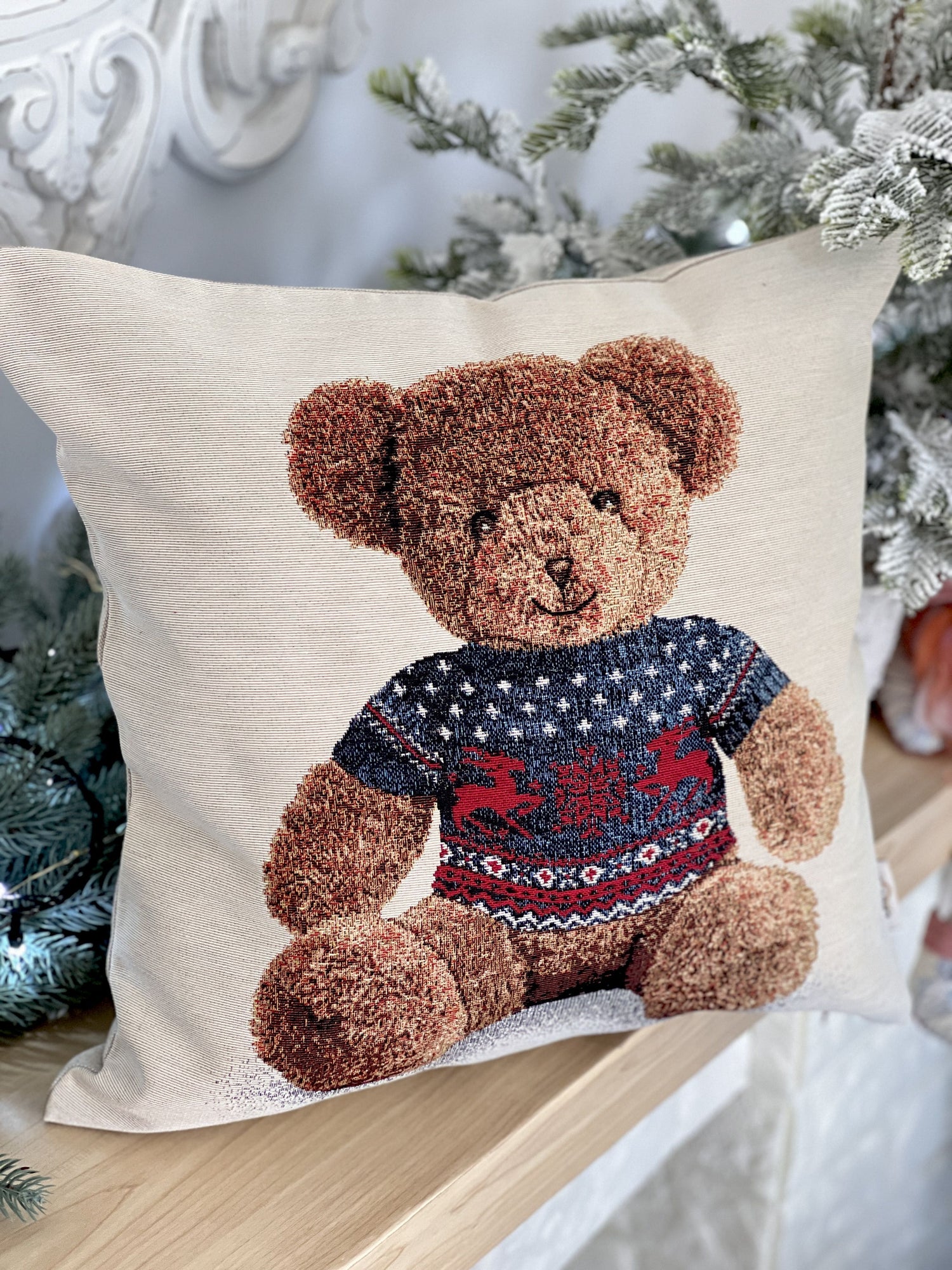 Winter Holiday tapestry cushion cover «Mountain bear» without lurex Limaso Textile