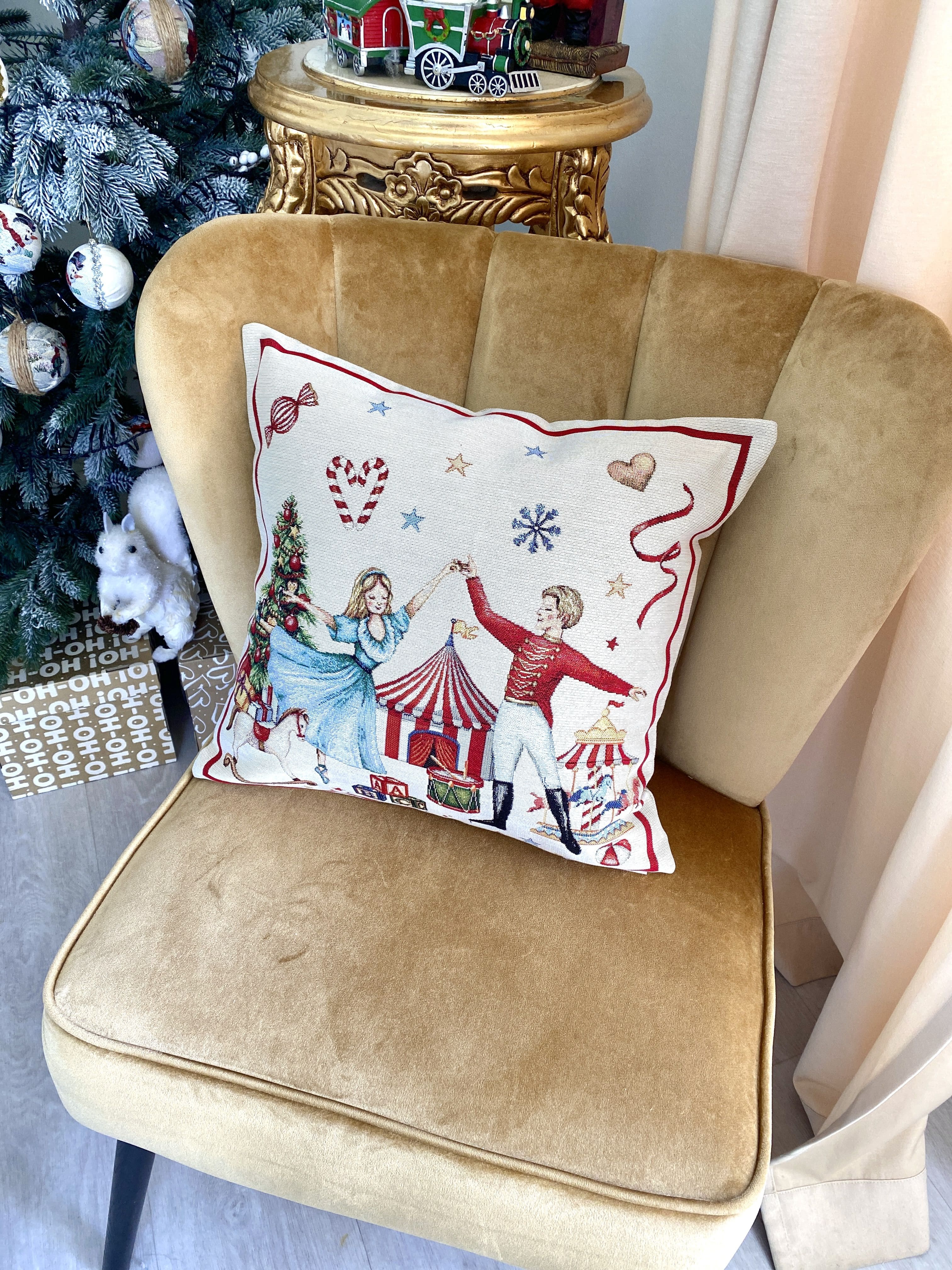 Christmas Pillow cover  «Nutcracker soldier» with Golden Lurex - Premium Gobelin - Textile4Family