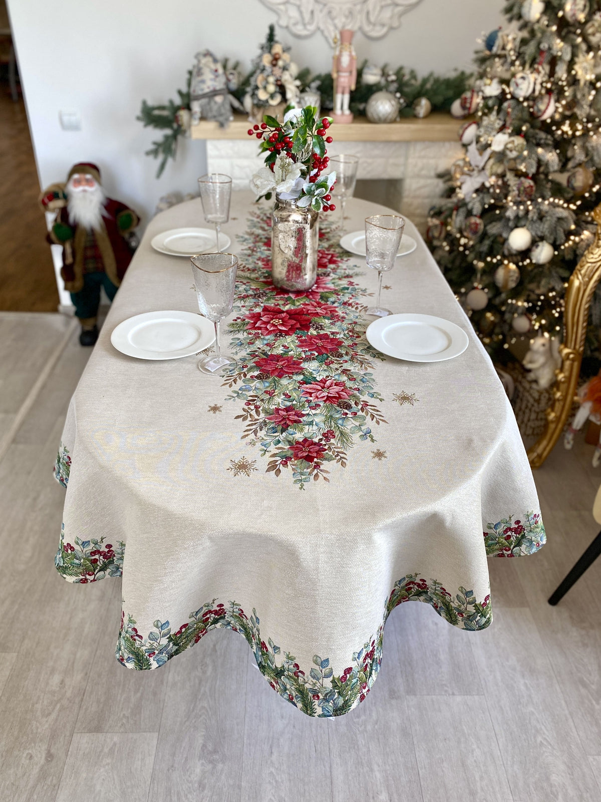 Christmas Tablecloth «Holly &amp; Ivy Charm» with Silver Lurex - Luxury Tapestry Limaso