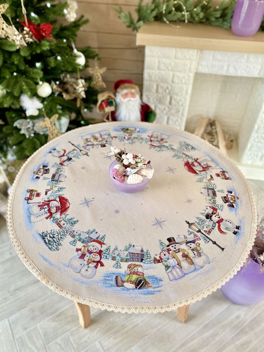 Round Christmas tapestry tablecloth «Snow family» with silver thread