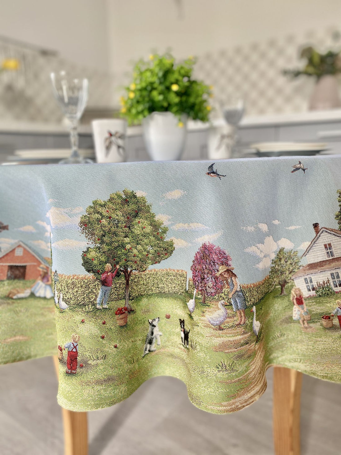 Round Tapestry Tablecloth «Village» Limaso Textile