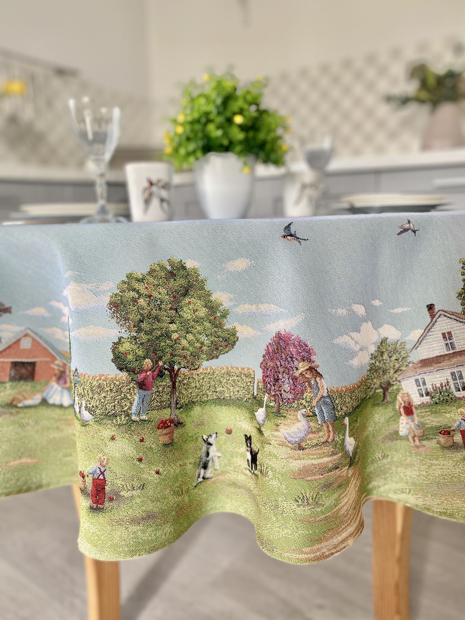 Round Tapestry Tablecloth «Village» Limaso Textile