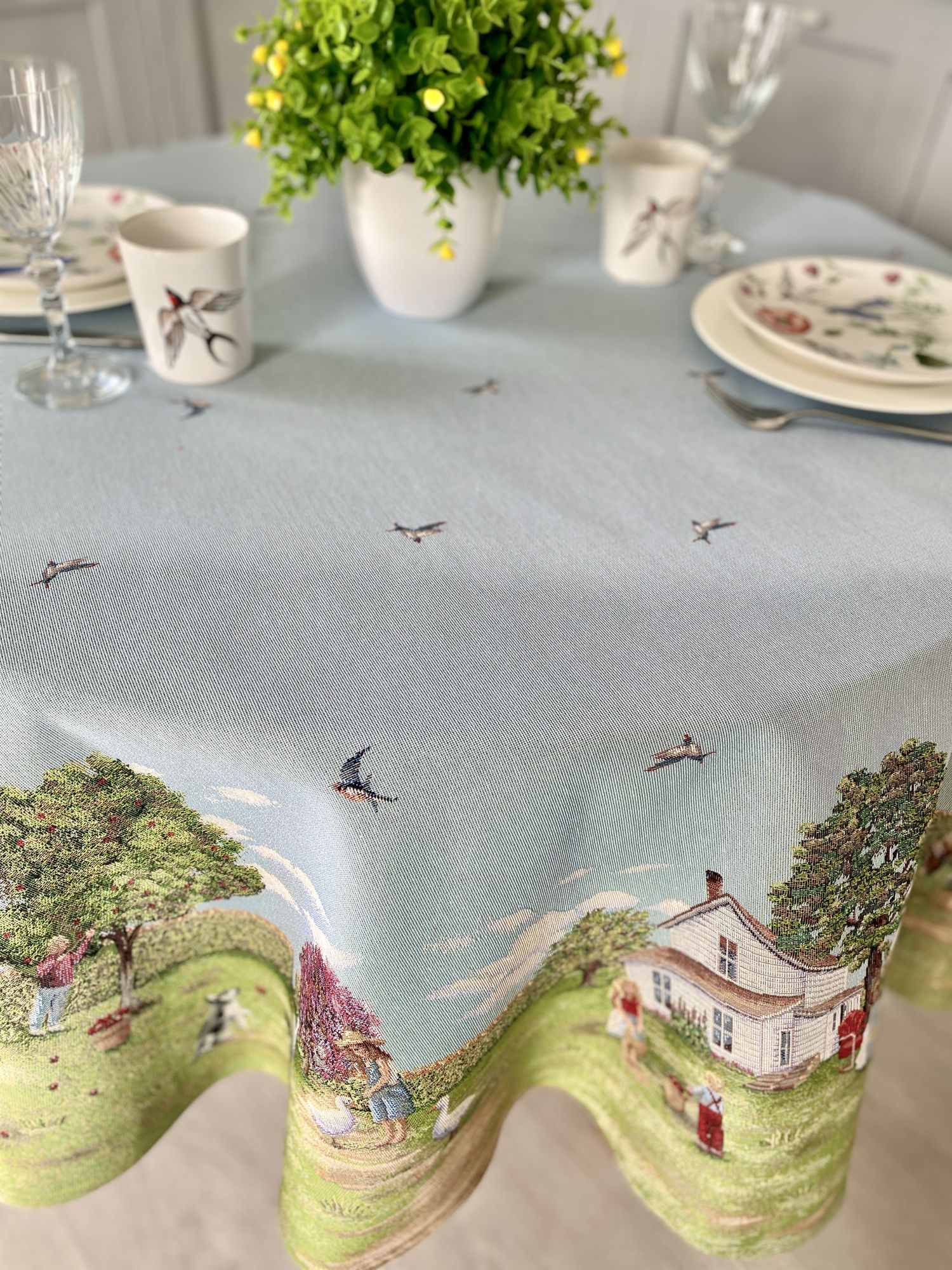 Round Tapestry Tablecloth «Village» Limaso Textile