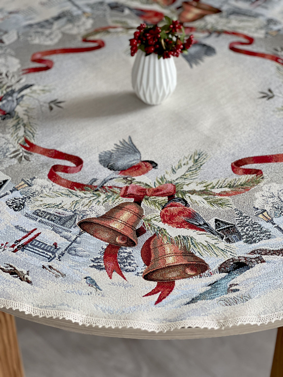 Round Christmas tablecloth «Christmas News» with silver thread Limaso Textile