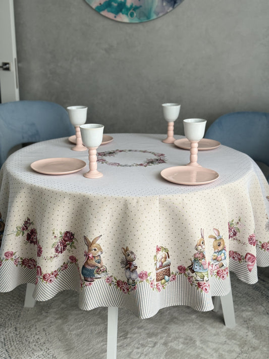 Round Easter tapestry tablecloth «Bunny in Roses»