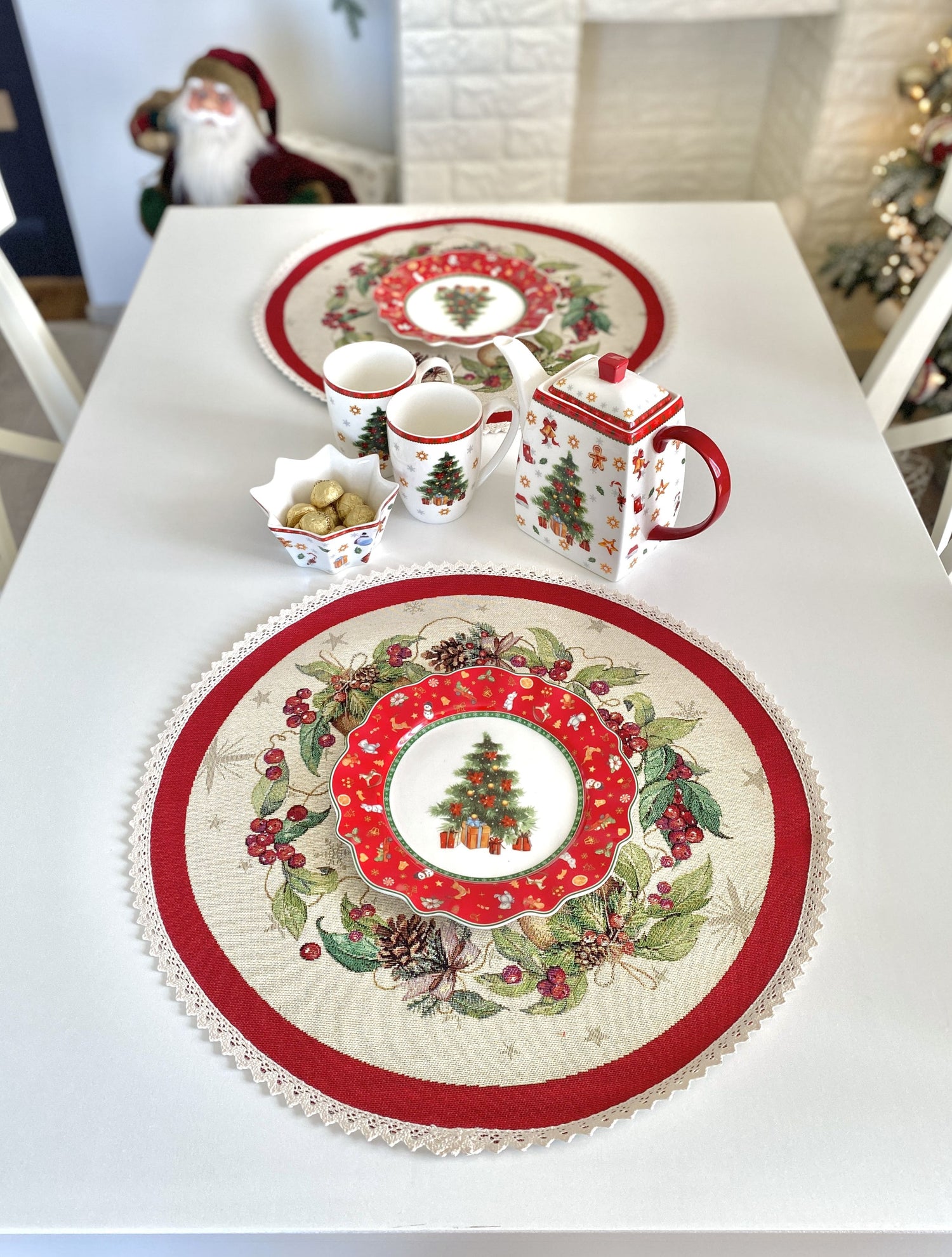 Christmas placemats «Christmas garland» with golden thread Limaso Textile