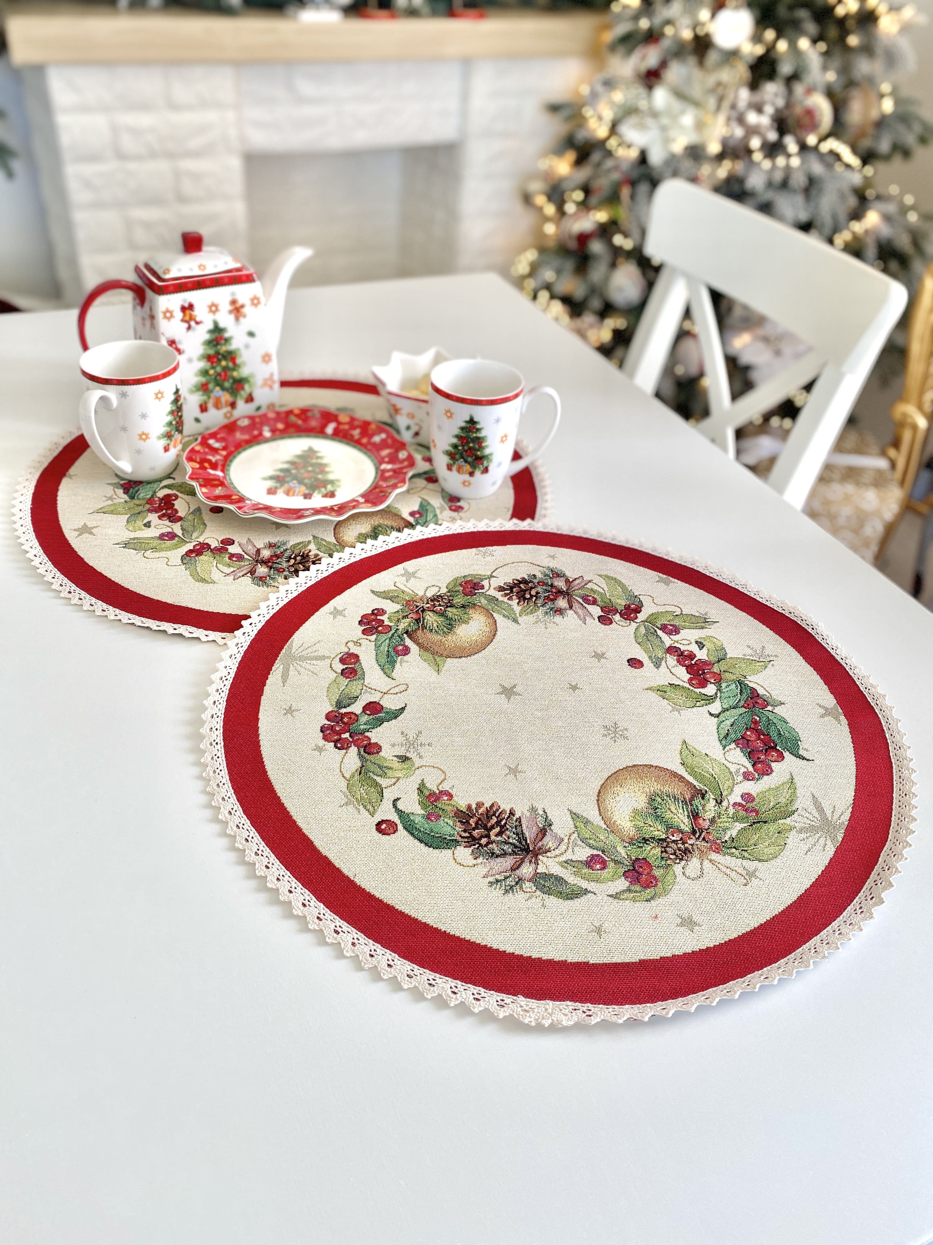 Christmas placemats «Christmas garland» with golden thread Limaso Textile