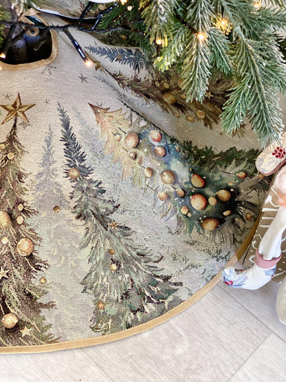 Christmas Tree skirt «Evergreen Magic» with Golden Lurex - Luxury Tapestry