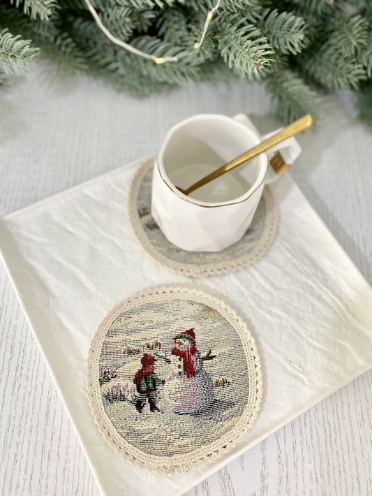 Christmas cup placemat «Christmas in Highlands» with golden thread