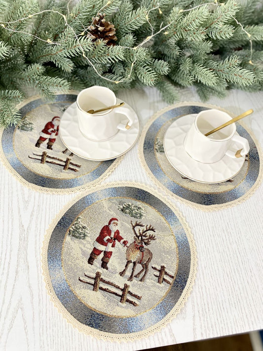 Christmas cup placemat «Christmas in Highlands» with golden thread