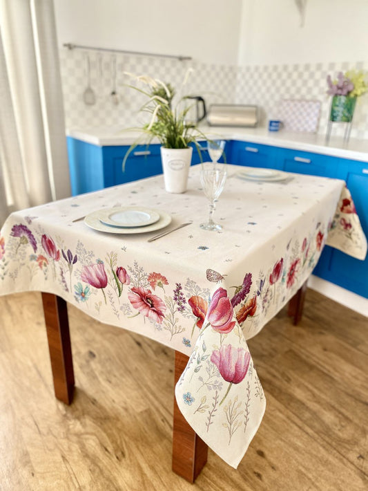 Tapestry tablecloth «Wildflowers»