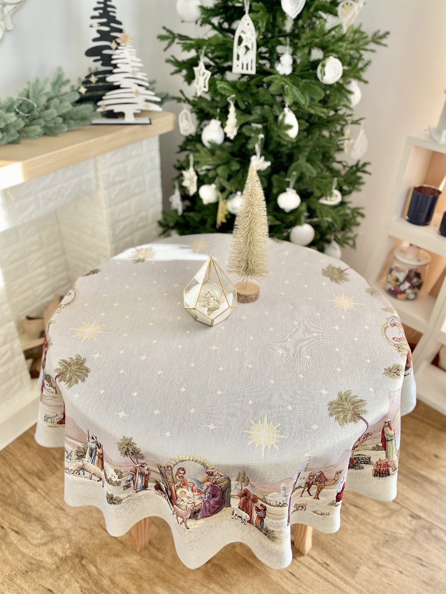Round Christmas tapestry tablecloth «Nativity» with golden thread Limaso Textile