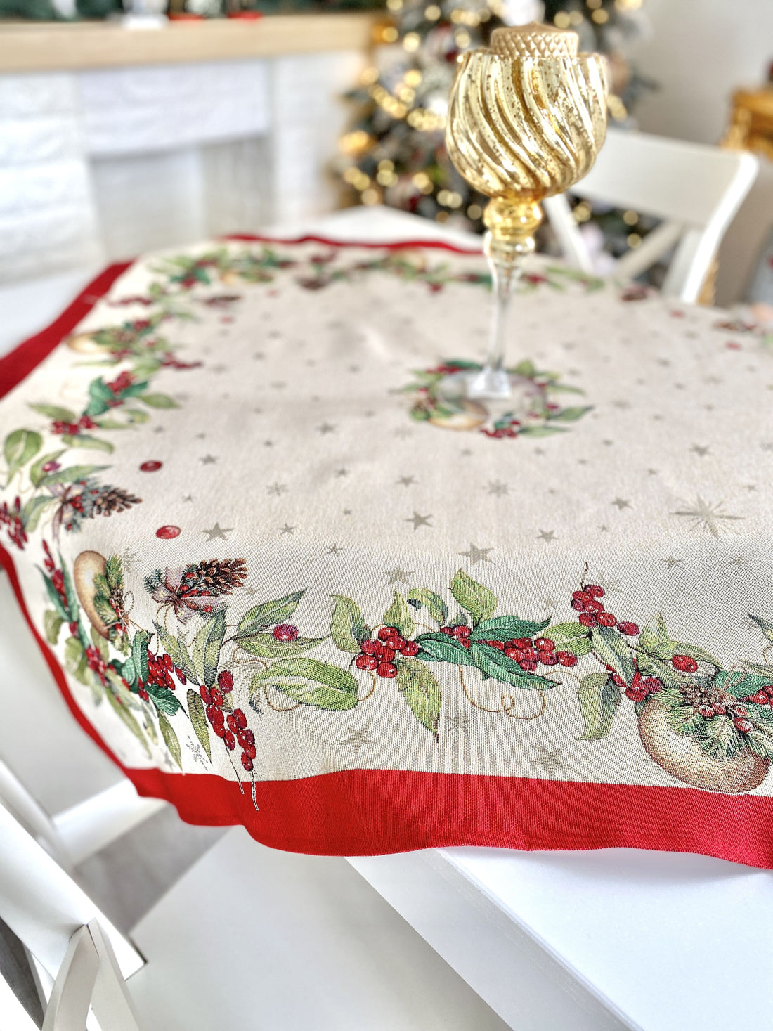 Christmas tapestry tablecloth «Christmas garland» with golden thread Limaso Textile