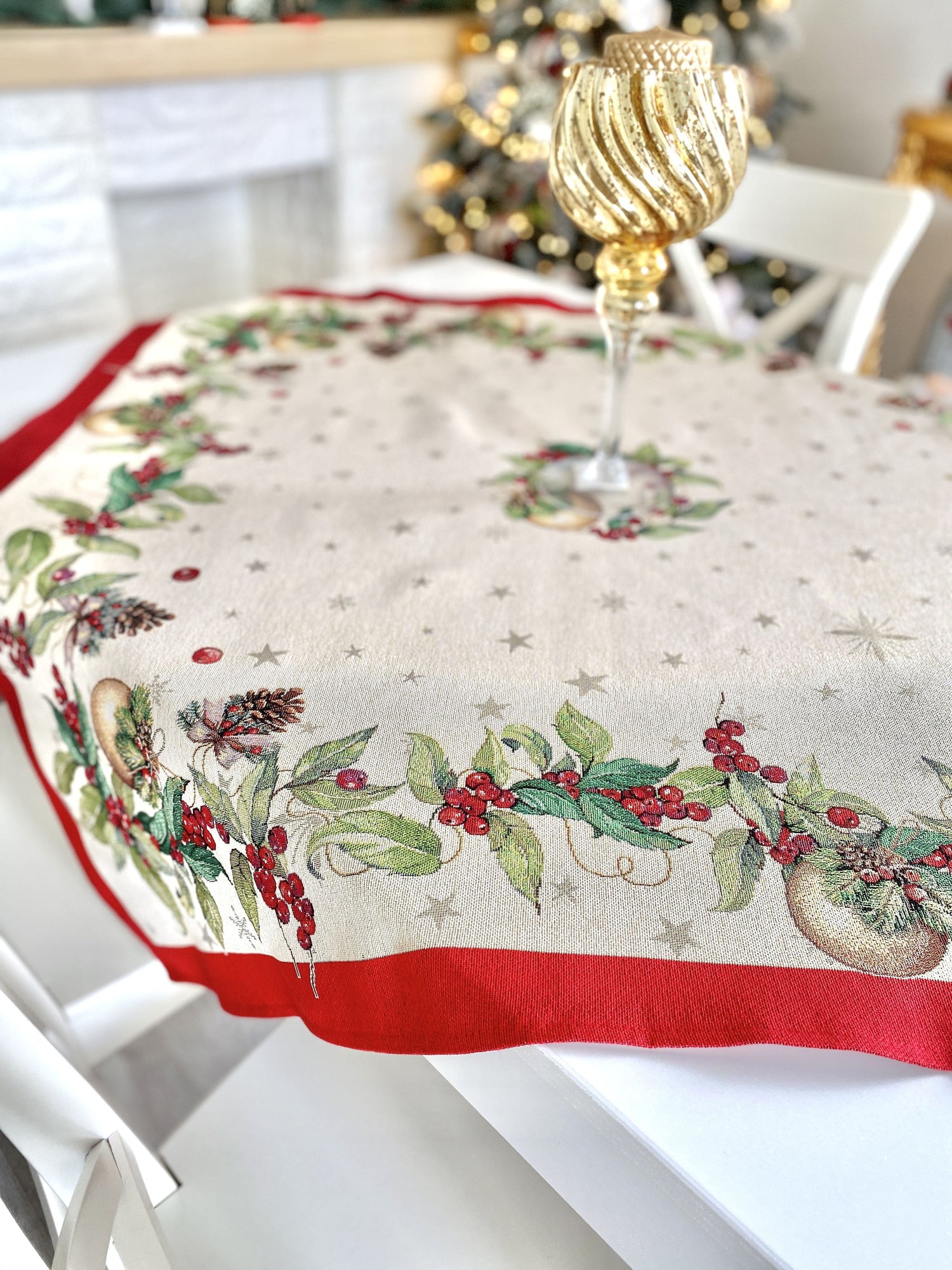 Christmas tapestry tablecloth «Christmas garland» with golden thread Limaso Textile