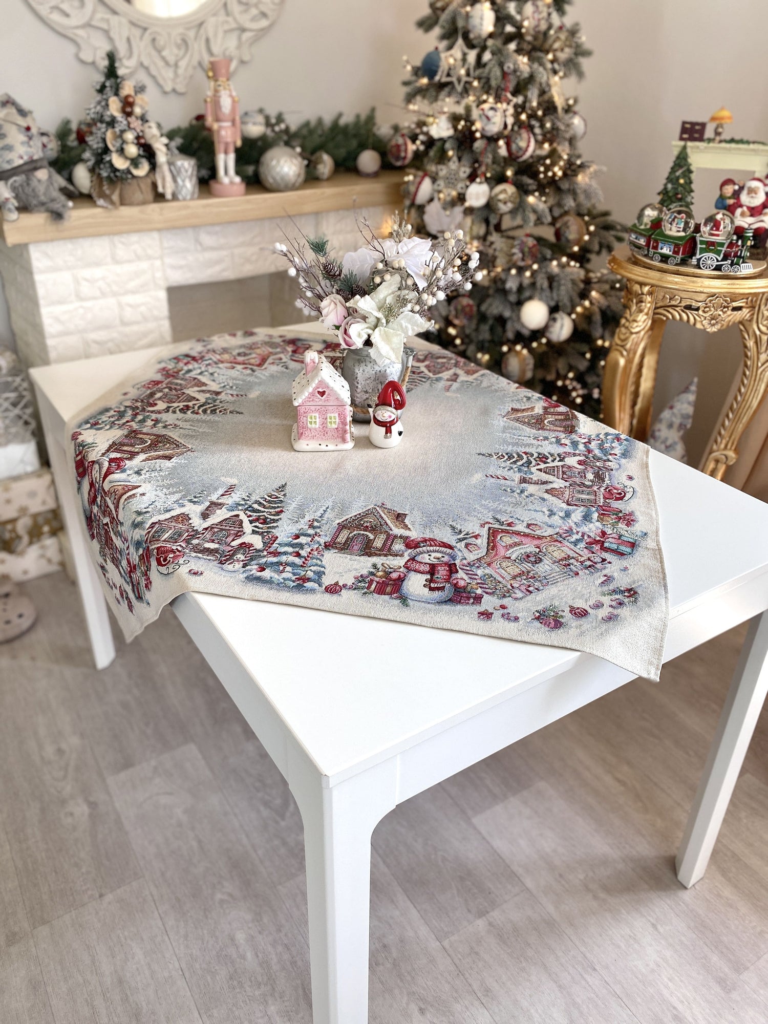 Christmas Tablecloth «Sweet Gingerbread Nights» with Silver Lurex - Premium Gobelin - Textile4Family