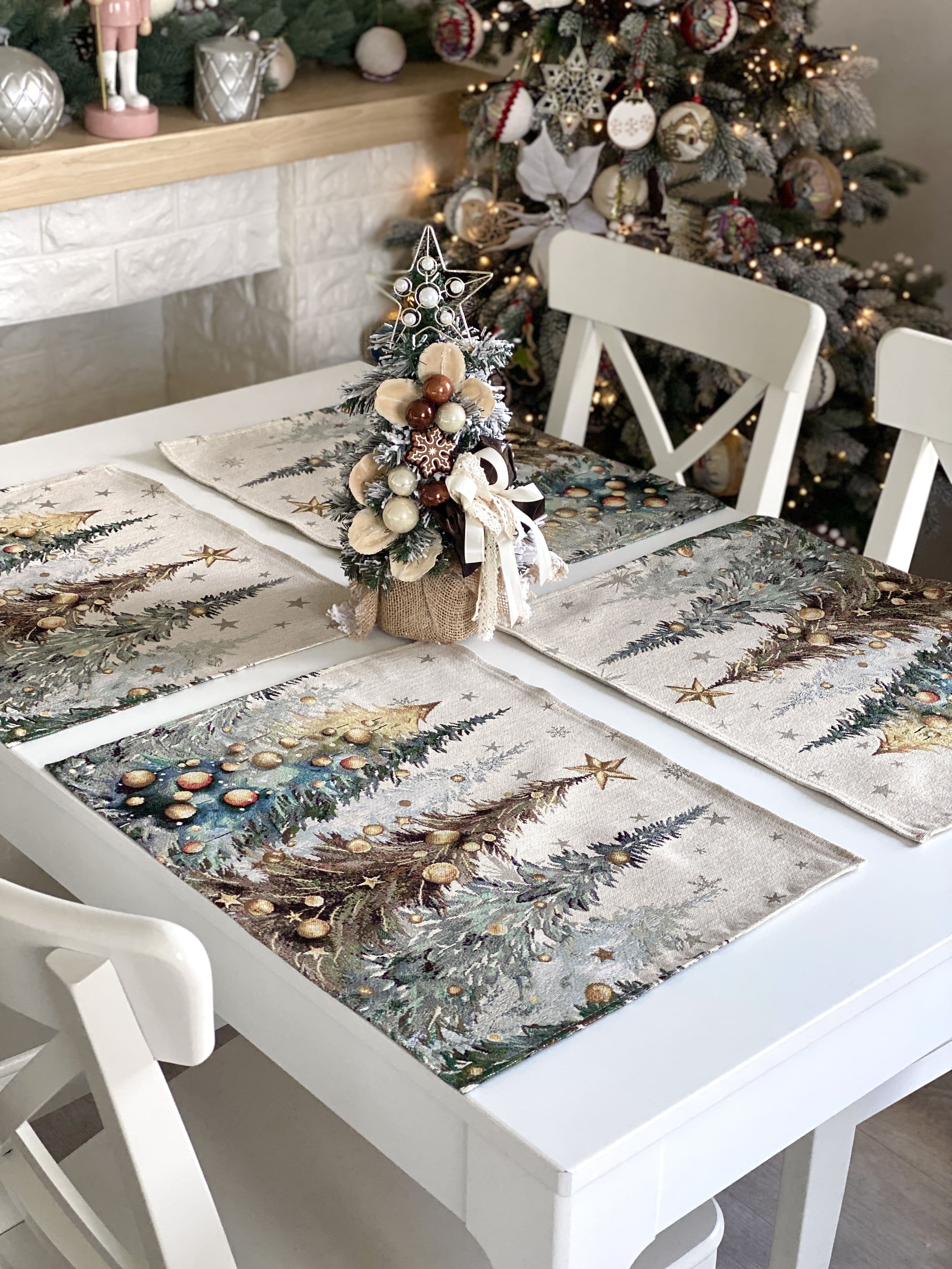 Christmas Placemat set «Evergreen Magic» with Golden Lurex - Luxury Tapestry - Textile4Family