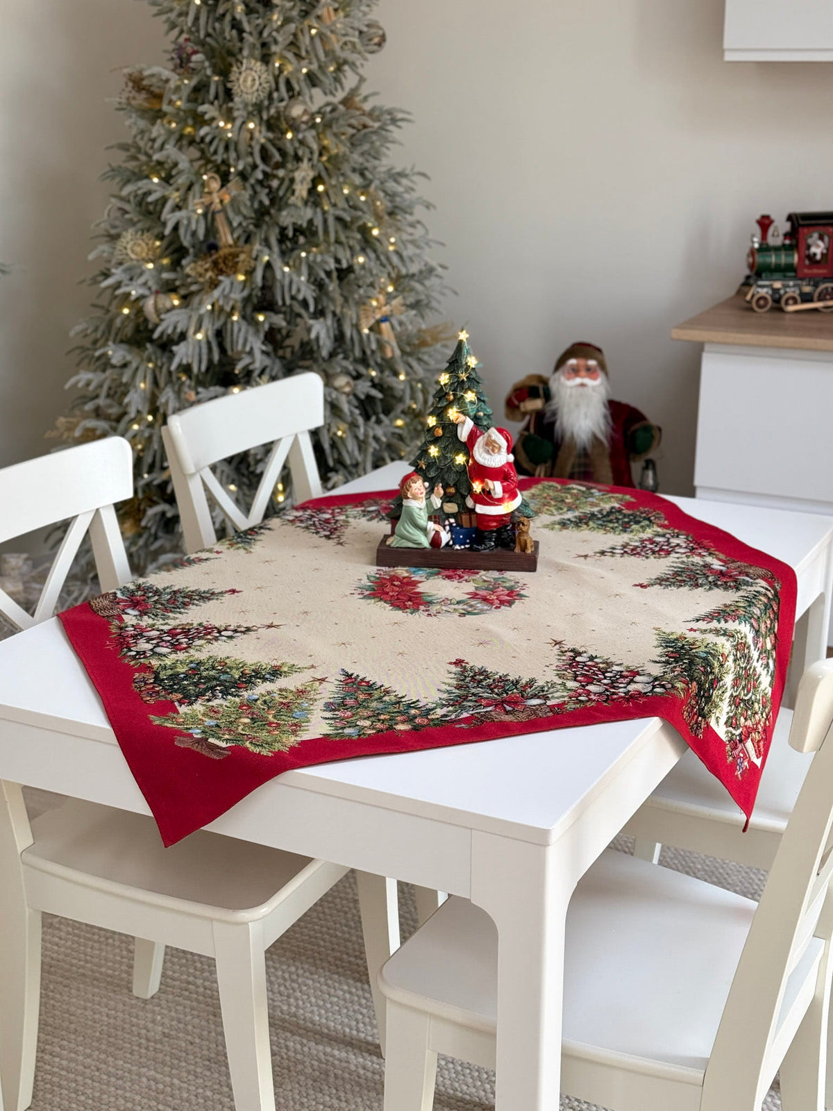 Christmas Tablecloth «Christmas traditions» with golden thread - High quality tapestry