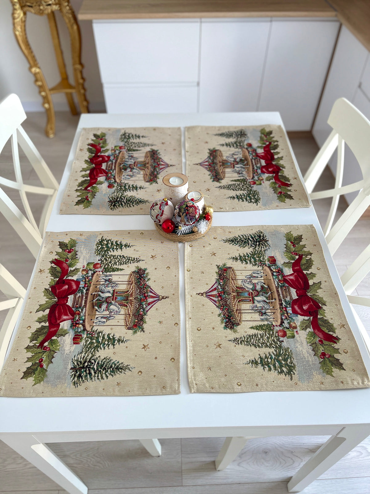 Christmas Placemat set «Christmas Wonderland» with golden thread - High quality tapestry