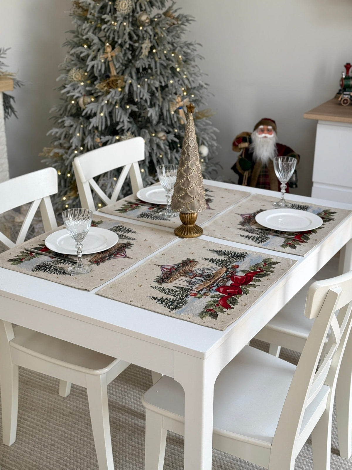 Christmas Placemat set «Christmas Wonderland» with golden thread - High quality tapestry