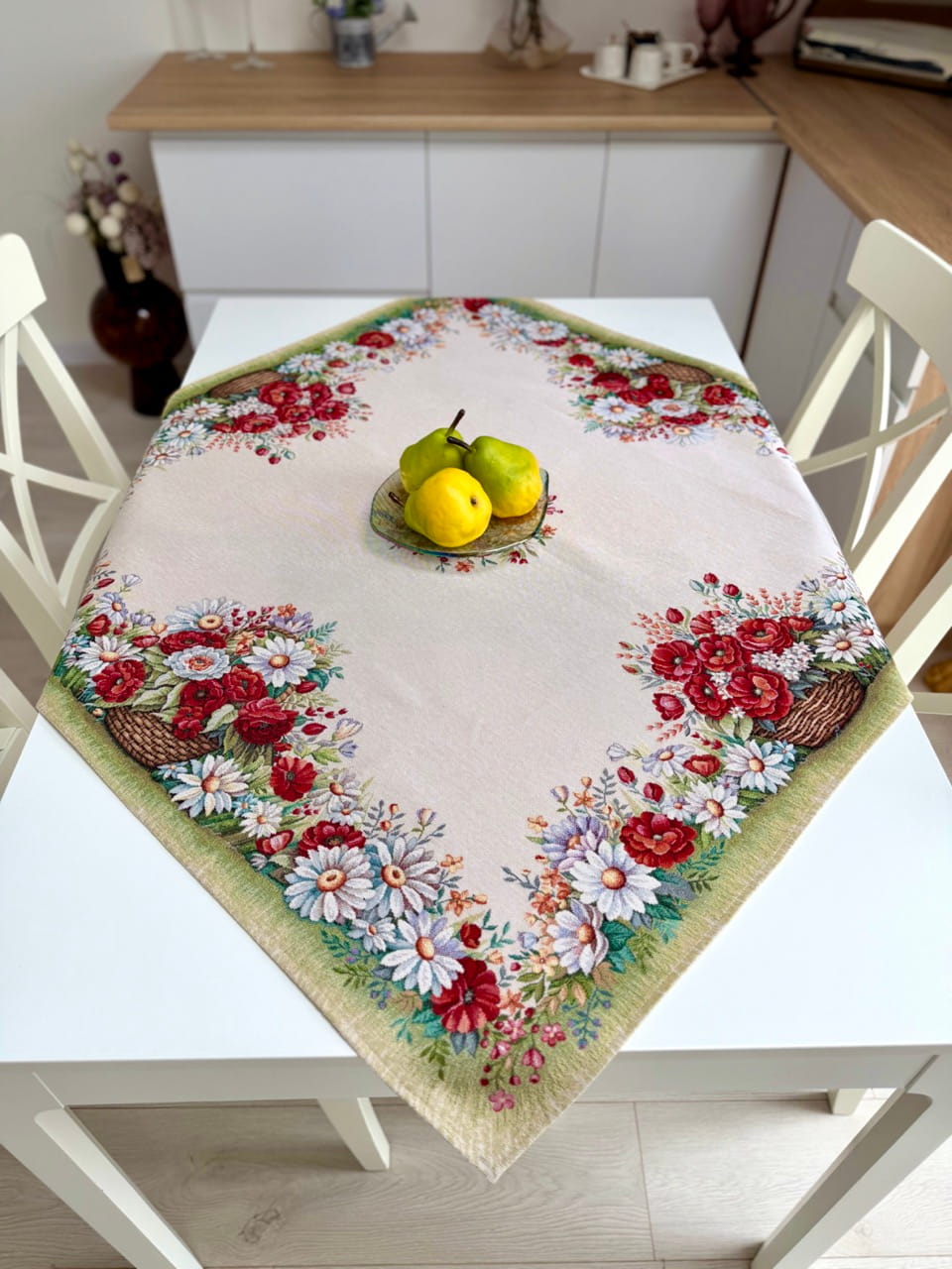 Square tablecloth «Poppy and Daisy» - Premium Tapestry - Textile4Family