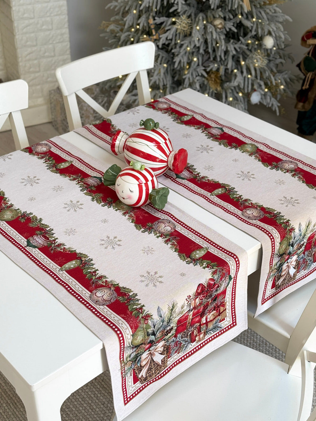 Christmas Table Runner «Christmas gifts»  - High quality tapestry
