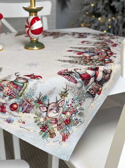 Tablecloth «Scarlet Wishes» with golden thread - High quality tapestry