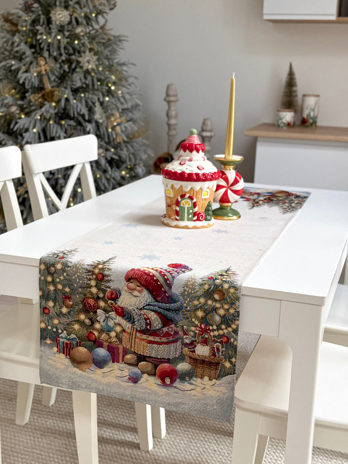 Table Runner «Scarlet Wishes» with golden thread - High quality tapestry