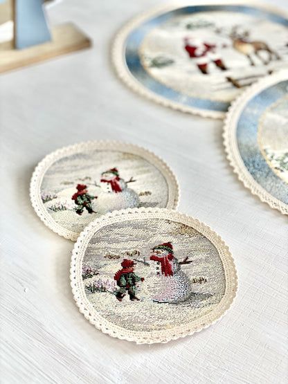 Christmas cup placemat «Christmas in Highlands» with golden thread