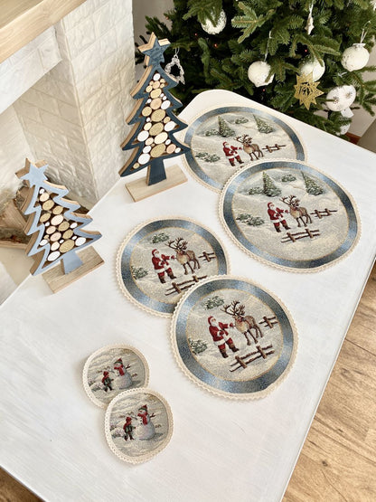 Christmas cup placemat «Christmas in Highlands» with golden thread