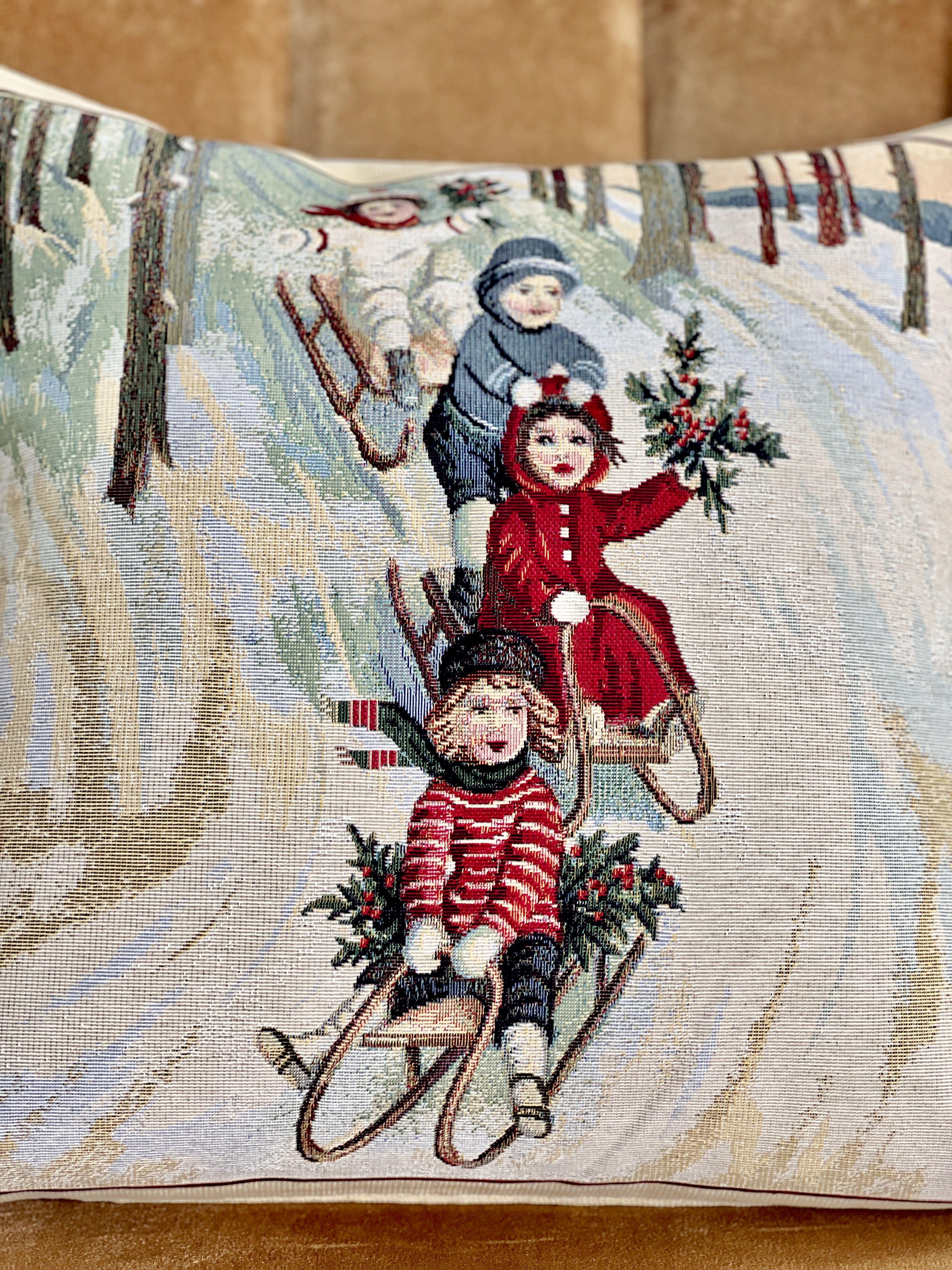 Winter Holiday tapestry cushion cover «Slitta» without lurex Limaso Textile