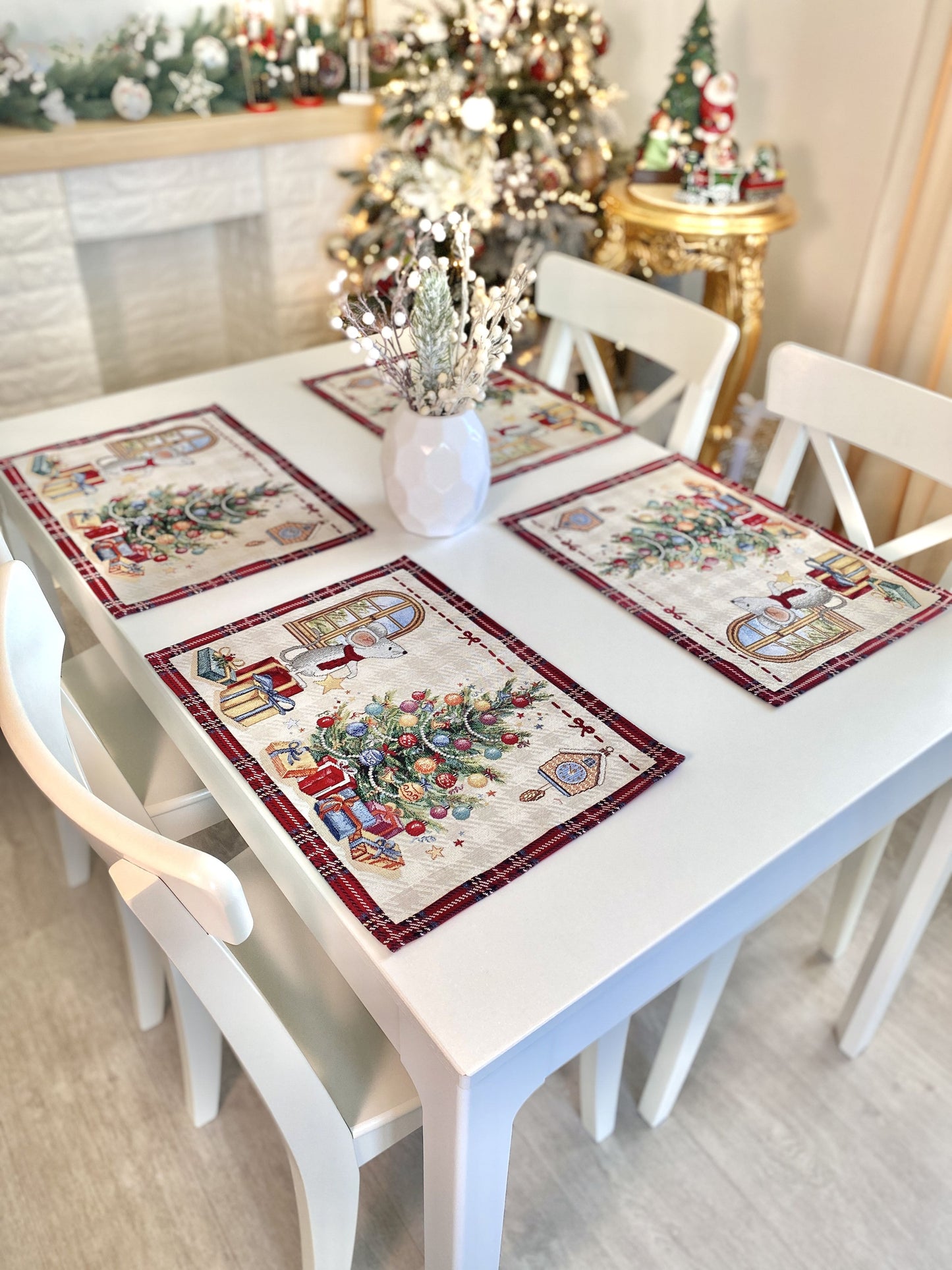 Winter Holiday Placemats «Xmas preparations» with silver thread