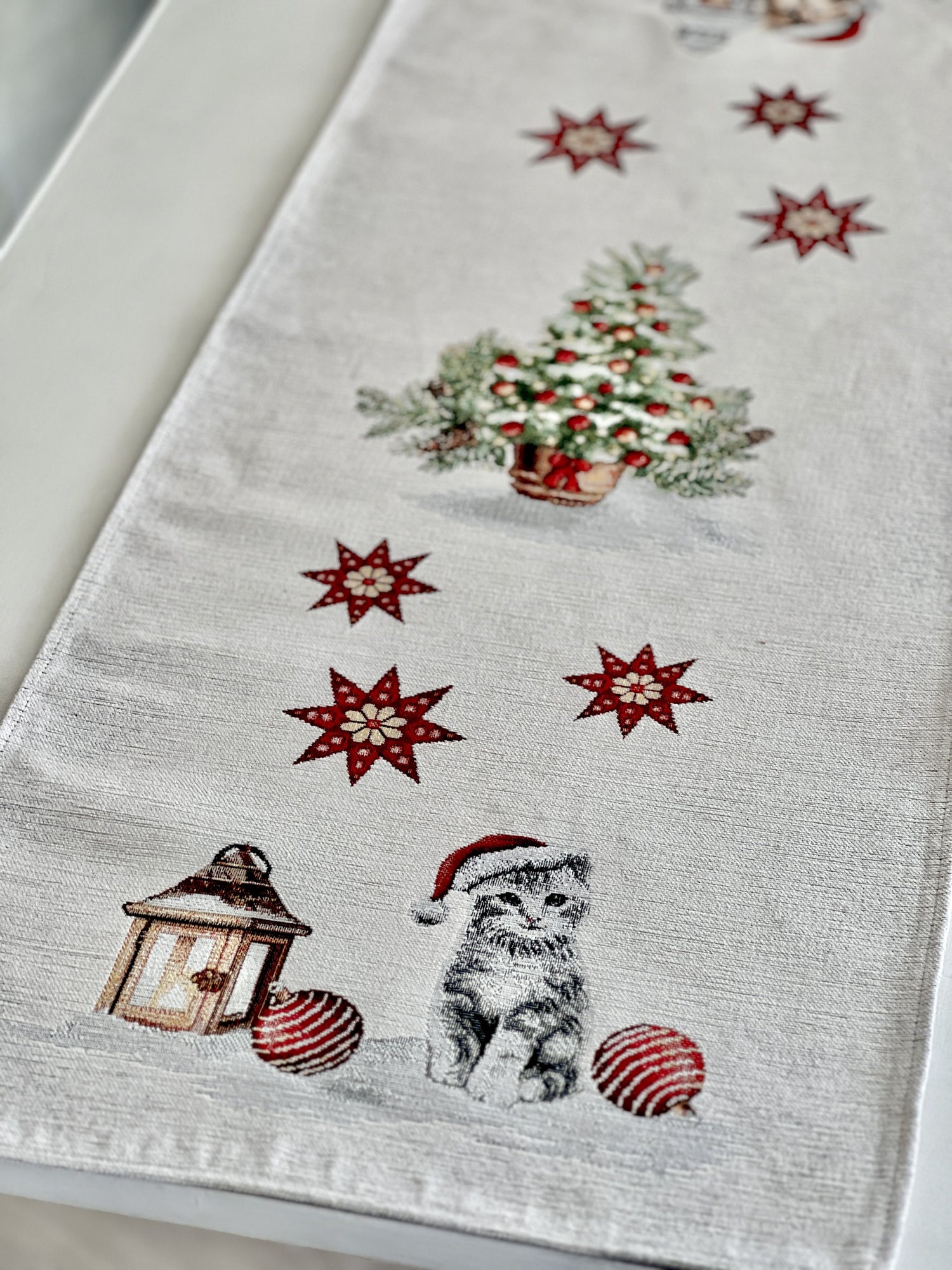 Christmas Tapestry Table runner «Christmas kittens» With microfibre &amp; silver lurex