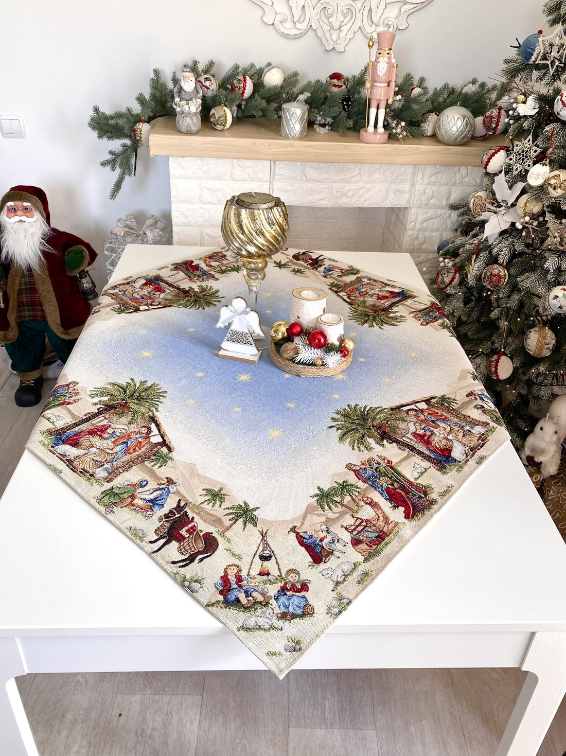 Christmas Tablecloth «Topino» with Golden Lurex - Luxury Tapestry - Textile4Family