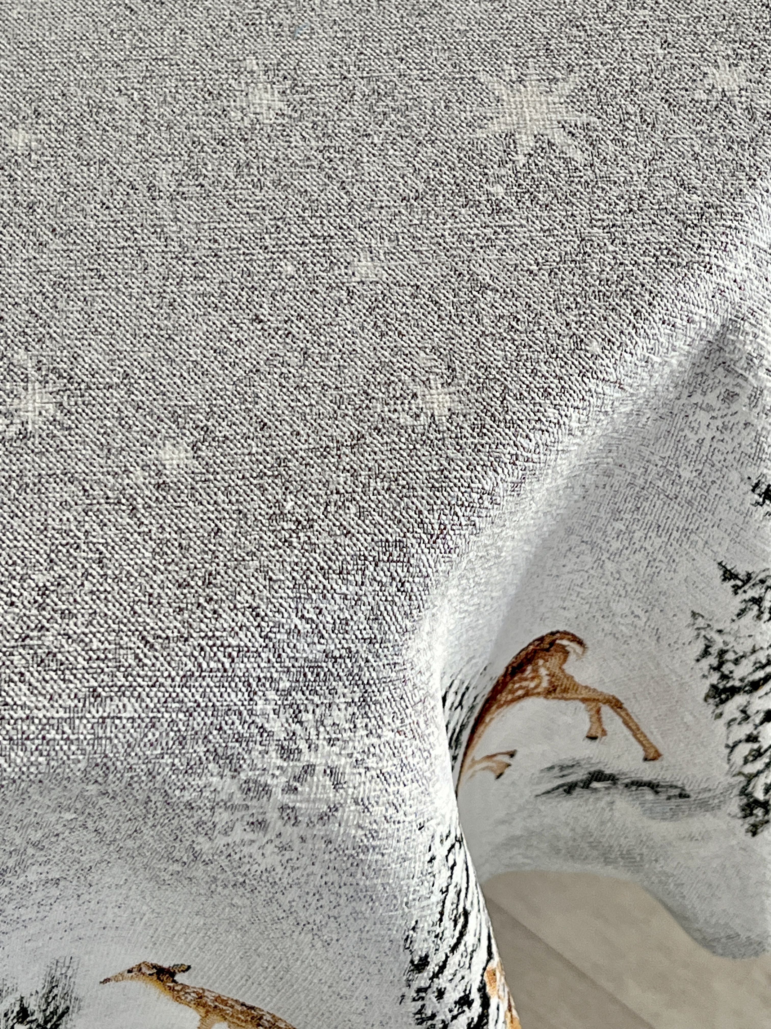 Round Christmas tablecloth «WINTER» With microfibre Limaso Textile