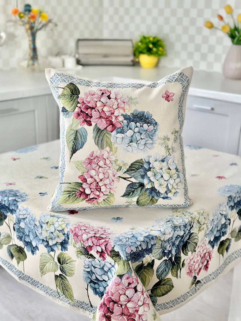 Cushion cover «Hydrangea» - Premium Tapestry - Textile4Family