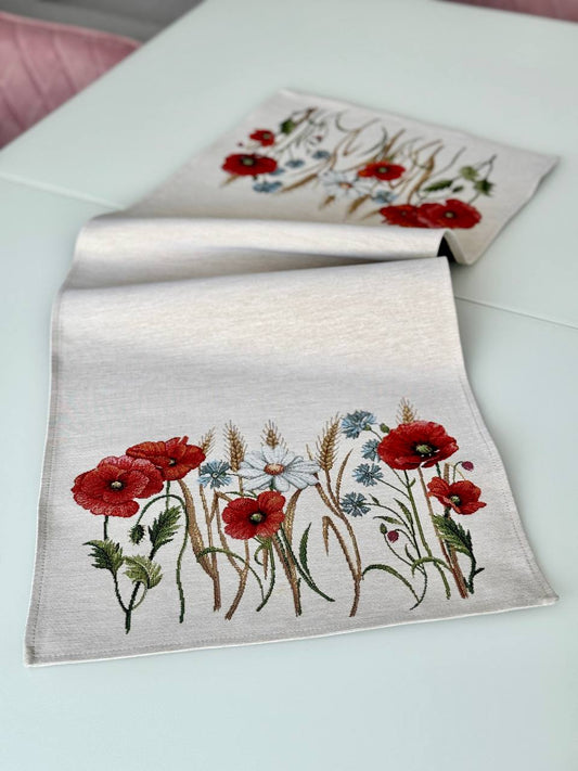 Tapestry table runner «Poppies and daisies»