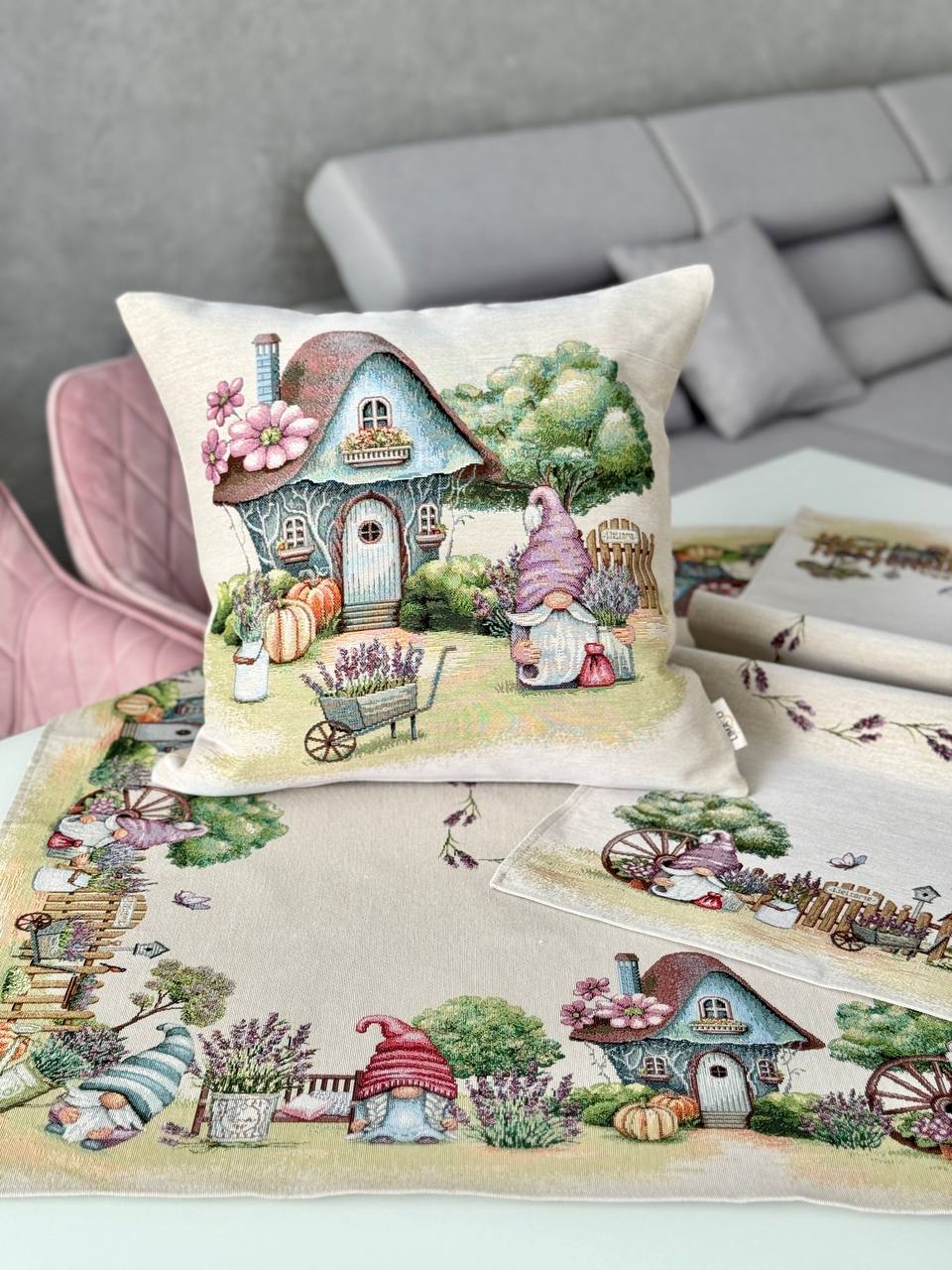 Tapestry cushion cover «Magic summer»