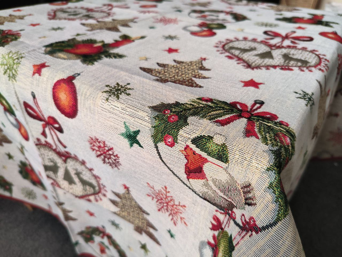 Christmas tapestry Tablecloth "Festive Dinner" Limaso Textile