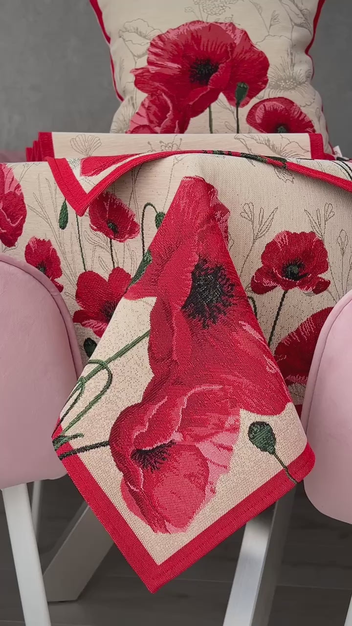 Tapestry tablecloth «Poppies»