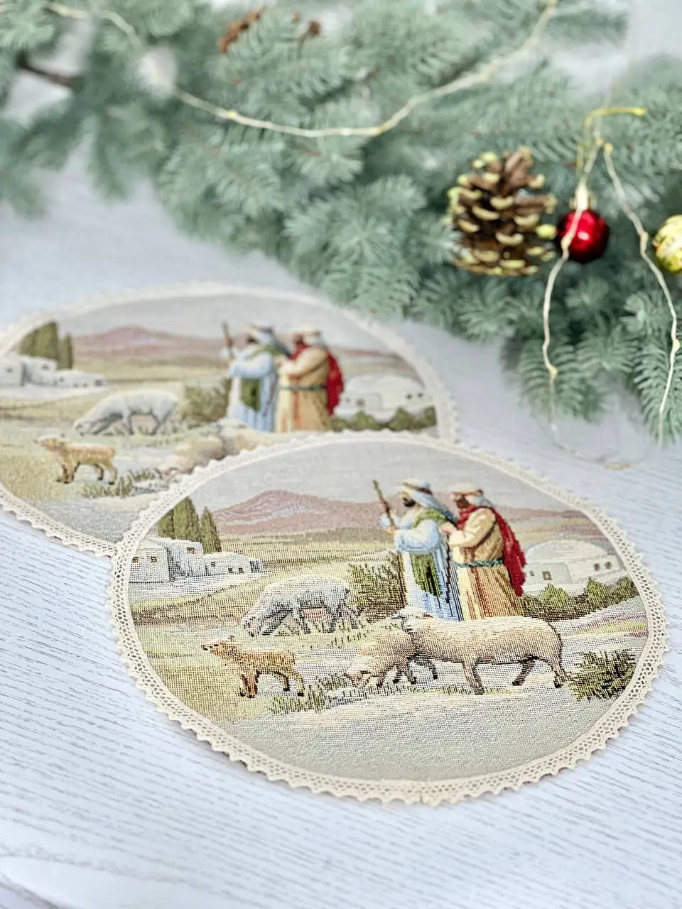 Christmas placemats «Nativity scene» with golden thread