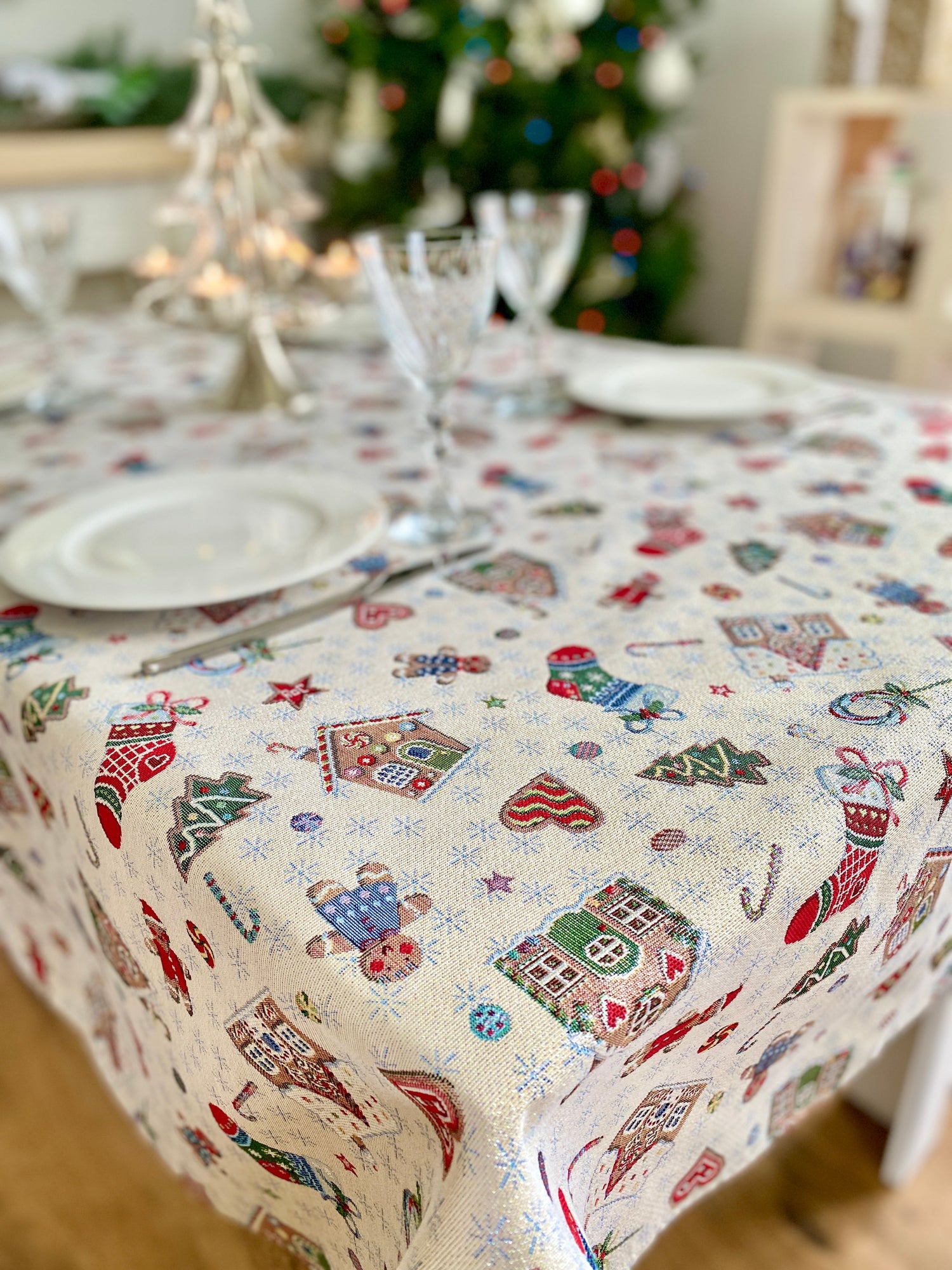 Buy Christmas tapestry Tablecloth "Winter&