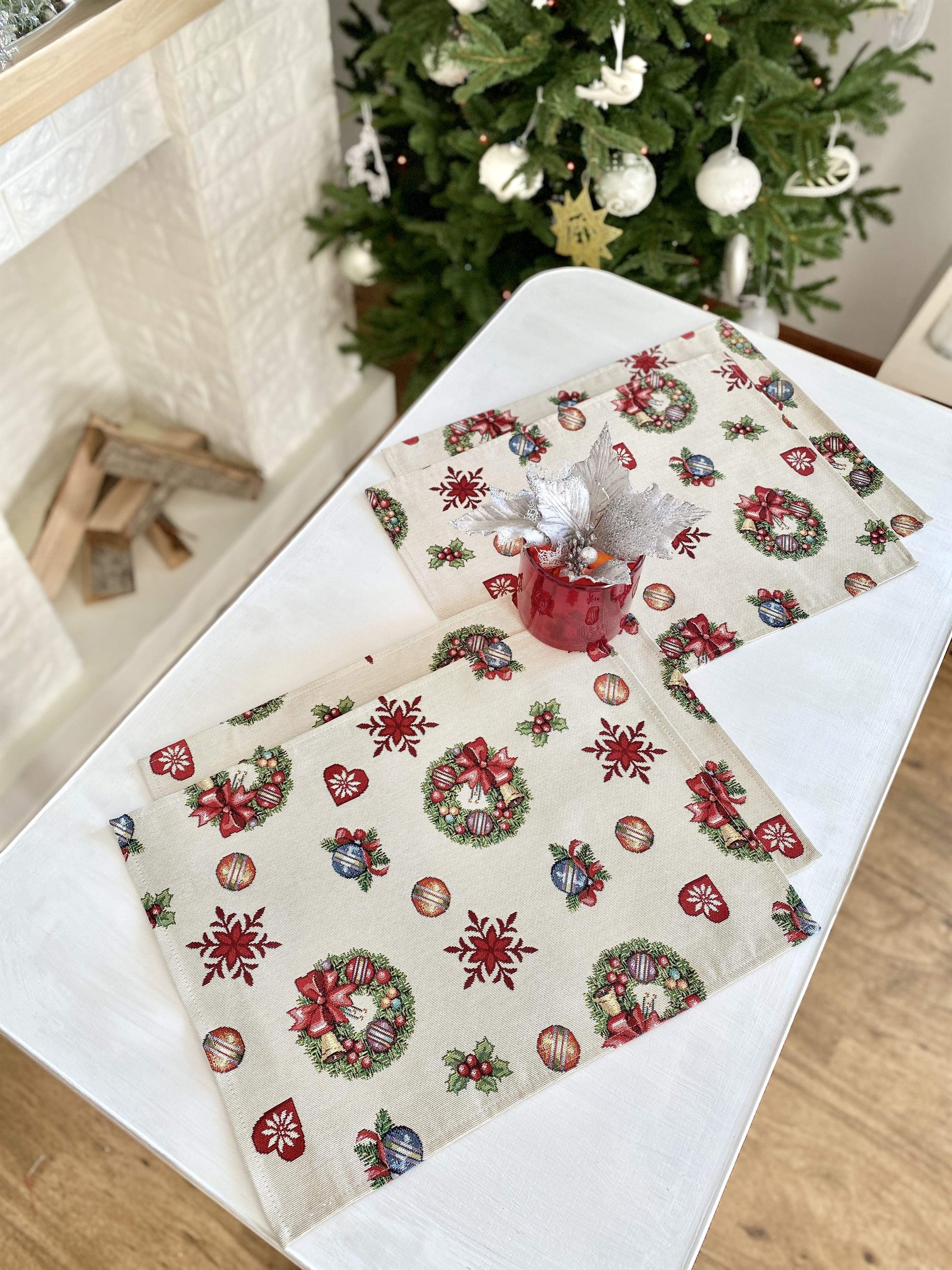 Christmas Tapestry Placemat "Christmas Тoy starfall"