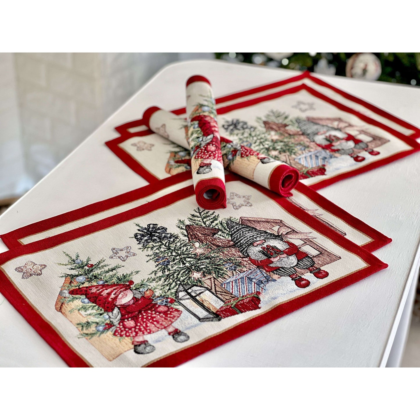 Winter Holiday Placemat «Federica» with silver thread