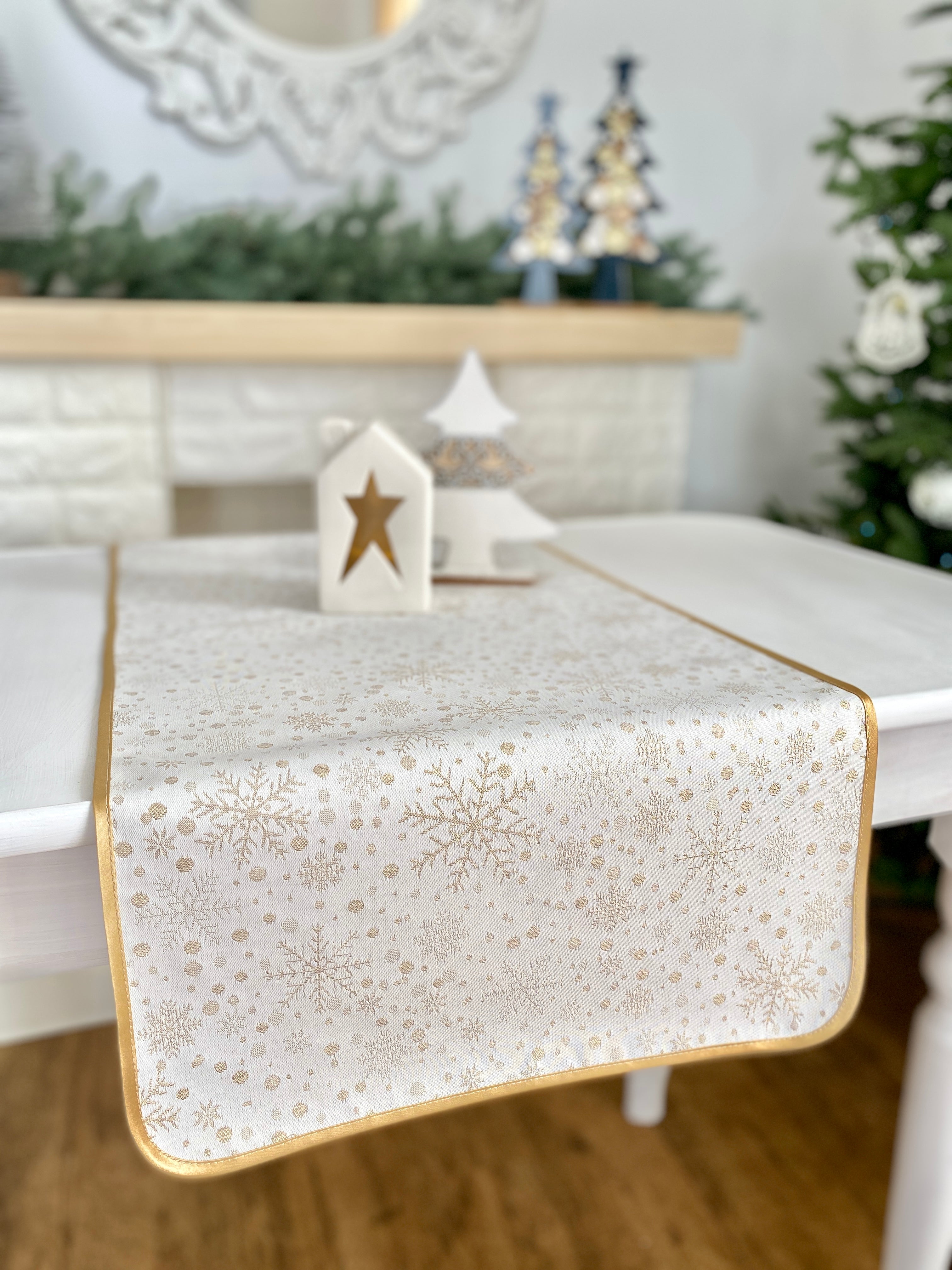 Buy Christmas Runner Double-sided with Teflon coating "WINTER"(golden lurex) UK Textil4Family