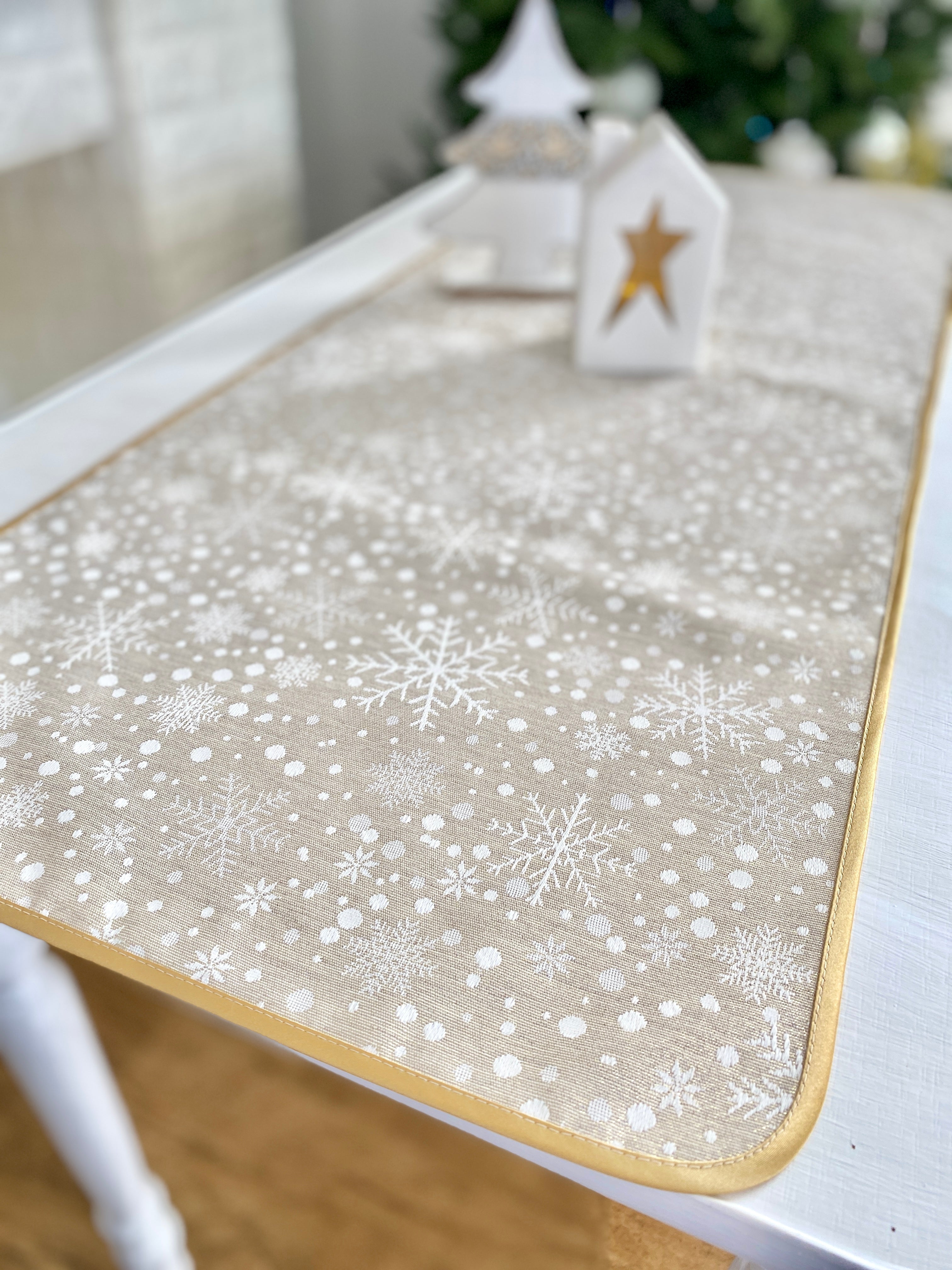 Buy Christmas Runner Double-sided with Teflon coating "WINTER"(golden lurex) UK Textil4Family