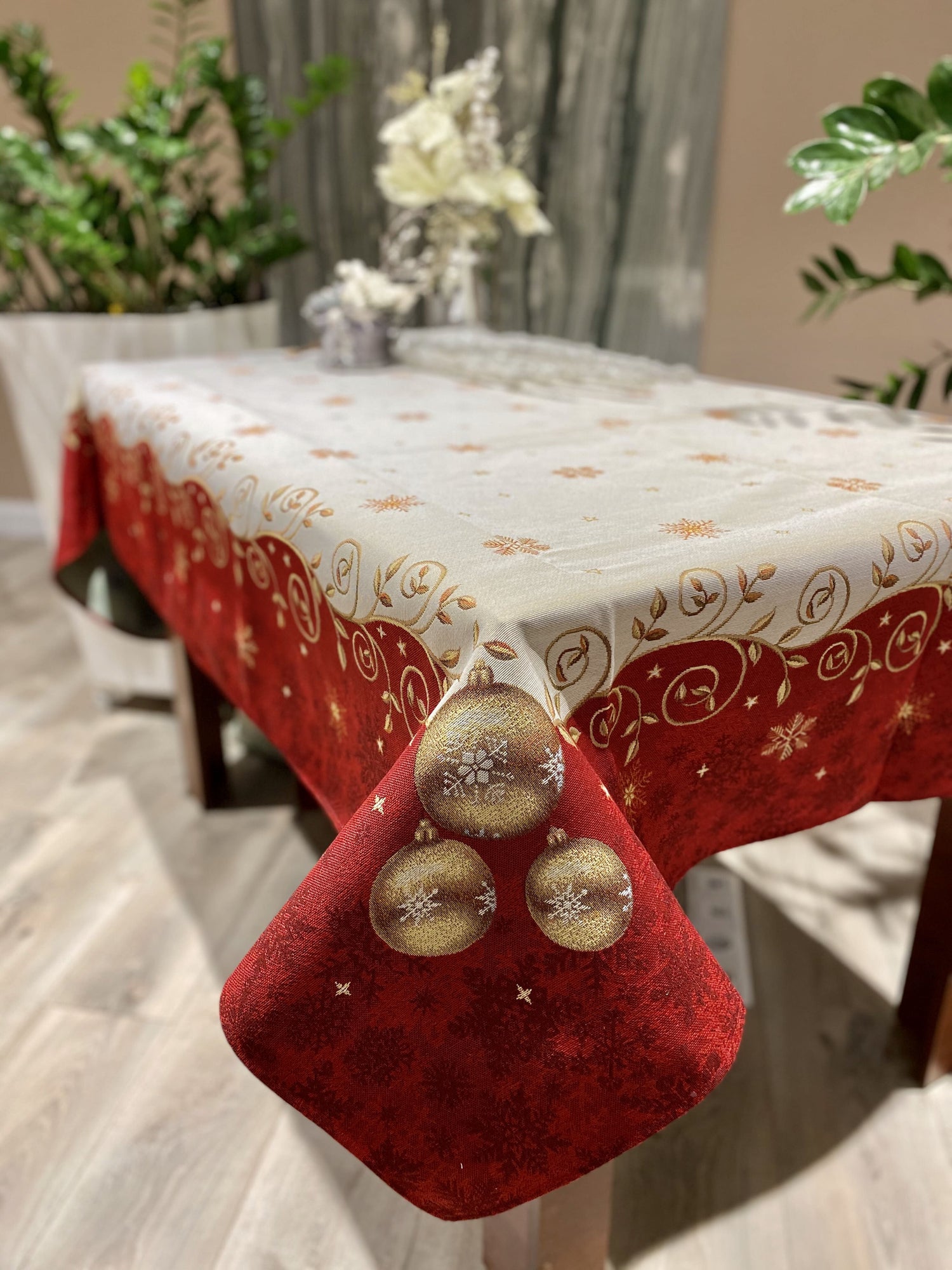 Buy Christmas tapestry Tablecloth "Christmas Miracle" UK Textil4Family