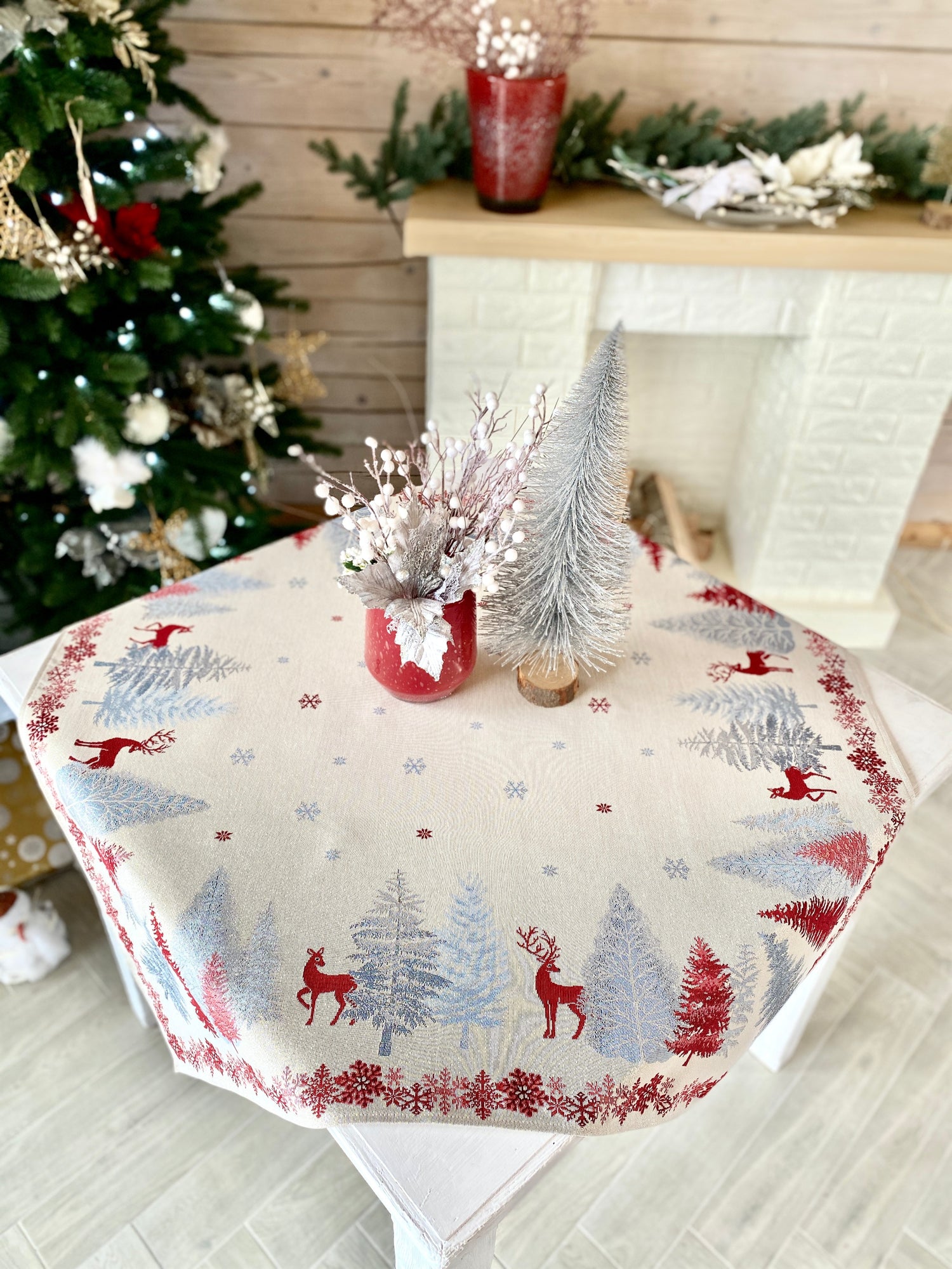 Buy Christmas tapestry Tablecloth "Christmas symphony" with silver thread UK Textil4Family
