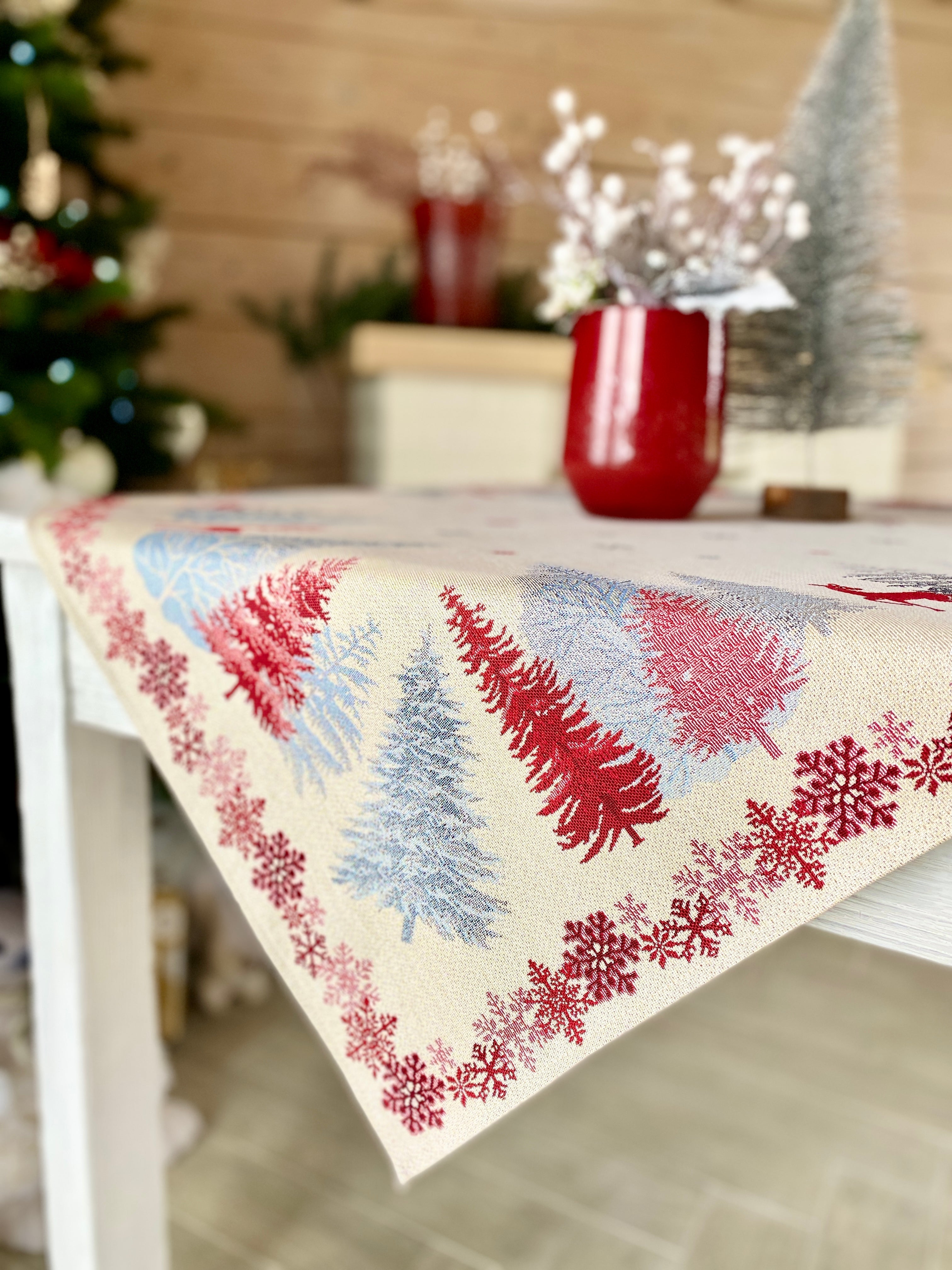 Buy Christmas tapestry Tablecloth "Christmas symphony" with silver thread UK Textil4Family