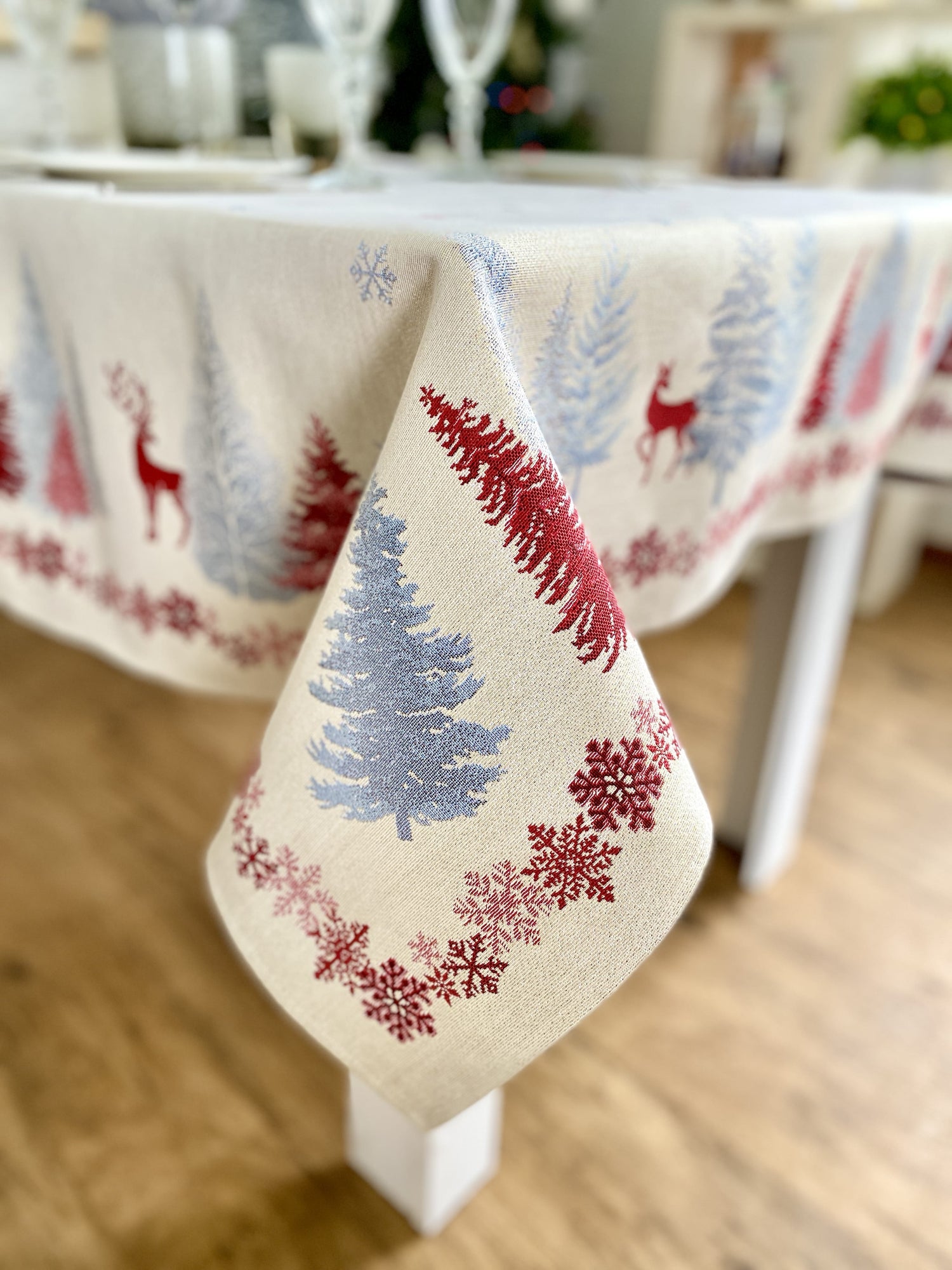 Buy Christmas tapestry Tablecloth "Christmas symphony" with silver thread UK Textil4Family
